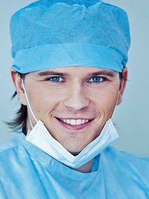 Stomatologia Olkusz - chirurg dentysta Maciej Nowiński